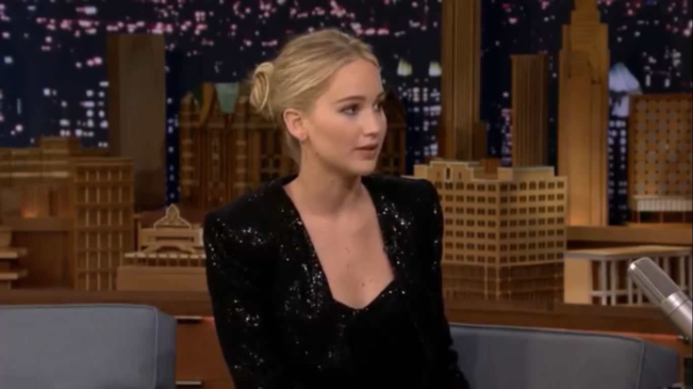 Jennifer Lawrence Used the Kardashians to Cheer Up While Filming 'mother!'